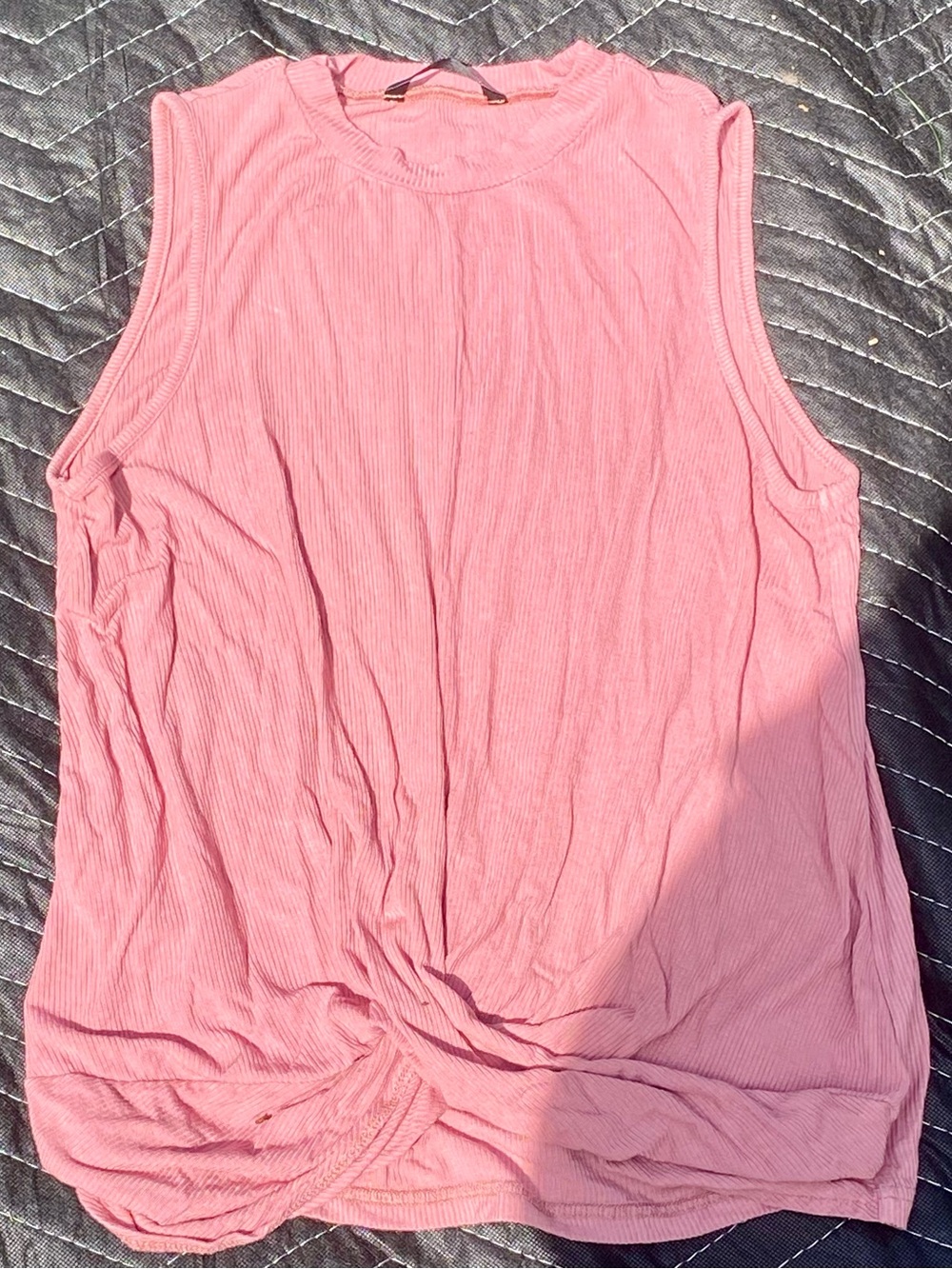 SHEIN Pink Ribbed Twist-Hem Tank Top
